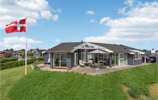 Nice Home In Hejls With Wifi - 2