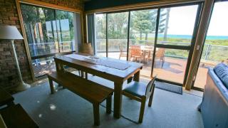 Breakwater 1 - 1 Narira Street- Beachfront Bermagui Wifi provided - Bermagui - 6