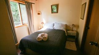 Nutley Cottage with river view Bermagui Linen provided - 9