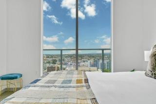 Modern Luxury 2 Bed with Panoramic City Views in Downtown LA - Los Angeles - 1