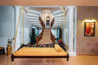 Parudeesa - Heavenly- Luxurious Palace look-Near CBD - Kerala - India with Breakfast - Kāladi - 3