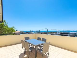 Luna Sea Kingscliff with Ocean Glimpses - 8