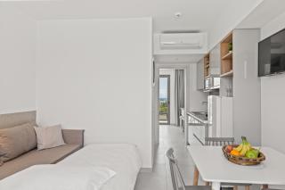 KOUROS STONE SUITES - Charaki - 9