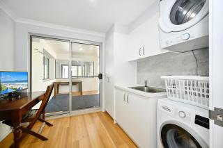 The Ultimate - Waterfront Luxury at Mooloolaba ZC2 - Mooloolaba - 8