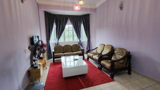 A ONE Holiday Apartment - 8