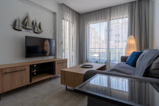 A Blissful 1-Bedroom Voyage in Larnaca - Larnaca - 0