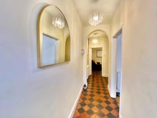 EasyRest House 1 Grantham - 6 Beds & Free Parking - Spacious & Comfy - Access to A1, Town Centre & Shops - Grantham - 5