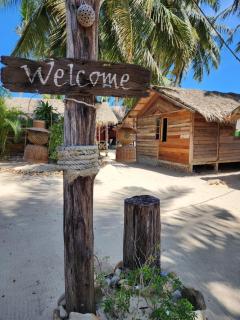 Castaway Beach Bungalows - Srithanu - 3