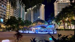 Manila Urban Resort at Azure - Manila - 6