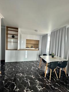 Botabara Del Mar Apartments - 9