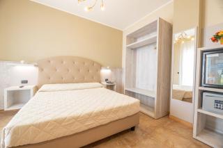 Hotel Salento Mirfran - Torre San Giovanni - 3