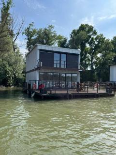 Floating Zen House - 0