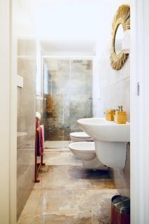 B&B Butterfly Suite - 1