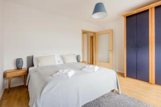Bright and Spacious Penthouse w/ Terrace & Parking - Budapest - 8