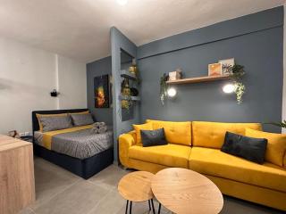 The YellowBlue Apartment, Downtown Thessaloniki - Tessalónica - 7