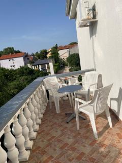 Apartments Nada near the sandy beach - by TA Leut Agency - 1