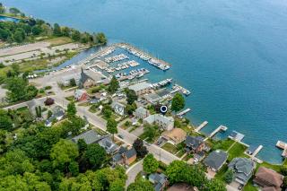 Riverside Retreat - Brockville - 9