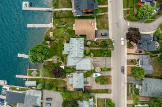 Riverside Retreat - 7