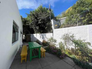 About Africa Guesthouse - Cidade Do Cabo - 7