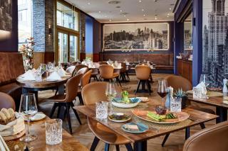 Lindner Hotel Frankfurt Main Plaza, part of JdV by Hyatt - Frankfurt - 5