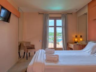 Fiscardo Bay Hotel - 3