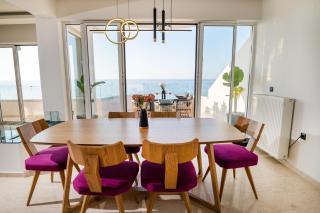 Lost in the view, Luxury Apartment with Seaview - 3