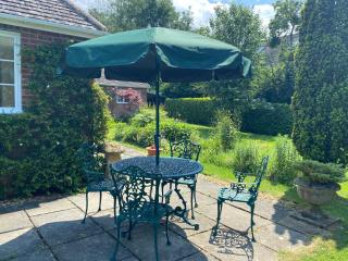 Rectory Bungalow Holiday Apartment - Lower Brailes - 8
