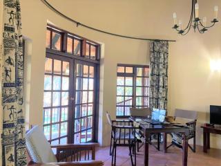 Double lodge on natural African bush - 2112 - 8