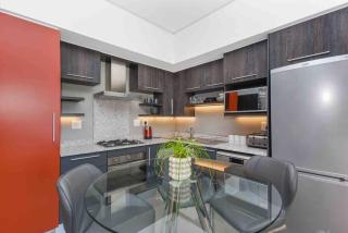 Tyrwhitt Stylish Apartment Rosebank - Johannesburg - 2