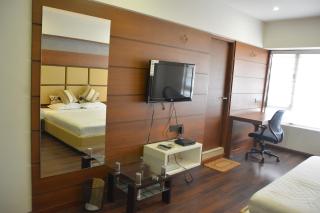 Hotel Platinum Residency - Ahmedabad - 2
