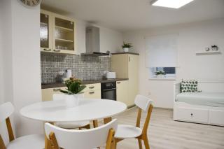 Apartmán Květinový Dům - Hluk - 0
