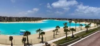 Swan Lake North Coast Luxurious Chalet with Garden - Zāwiyat al ‘Awwāmah - 1