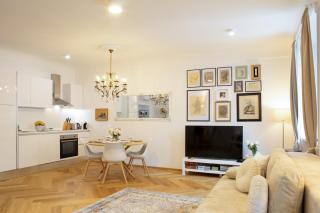 Stylish Apartment in Historical Center - Lubiana - 2