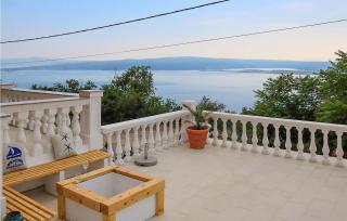 Gorgeous Apartment In Dramalj - 5