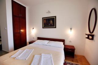 Apartments Baron - Sveti Stefan - 0