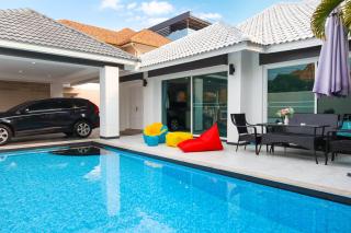 CityHouse-OSCAR,pool villa 4Bedrooms-Jacuzzi-walking Street 10min - 6