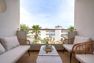 13 Modern apt for 6 guest with shared pool in Manilva Andalucia - 8