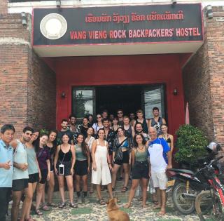 Vangvieng Rock Backpacker Rooftop Hostel - 8