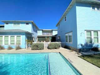 Dolphin Cove - Port Aransas - 6