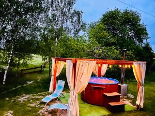 Domek Eden 1 z księżycowego drewna - prywatna balia z jakuzzi na terenie domku na życzenie - Szymbark - 5