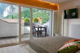 Charming Loft - Hot Tub & Free Parking - Riva del Garda - 9