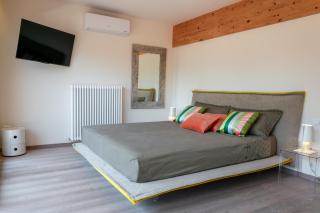 Charming Loft - Hot Tub & Free Parking - Riva del Garda - 7
