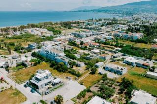 Deluxe Boutique Apartment - 4