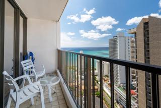 Standard Ocean View Condo - 35th floor views, Free parking & Wifi condo - Honolulu - 9