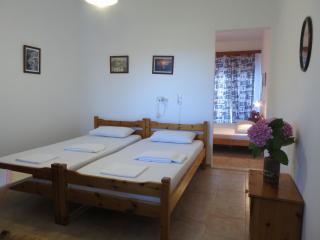 Panagiotis Apostoloudias Rooms - 4