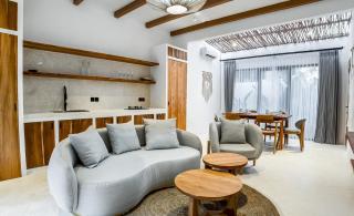 Hutan Villa by EVDEkimi Ubud - Ubud - 5