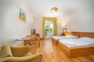 Nefelejcs Hotel - Mezőkövesd - 1