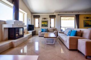 Palladio Luxury Villa With Amazing View - Roussospítion - 3
