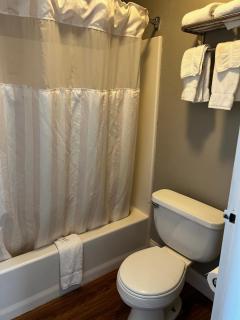 Express Inn & Suites - Trion - 4