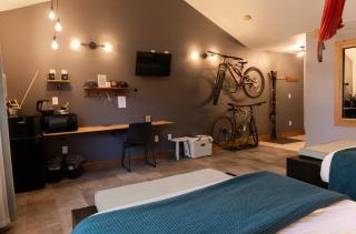 Summit View Inn - 2